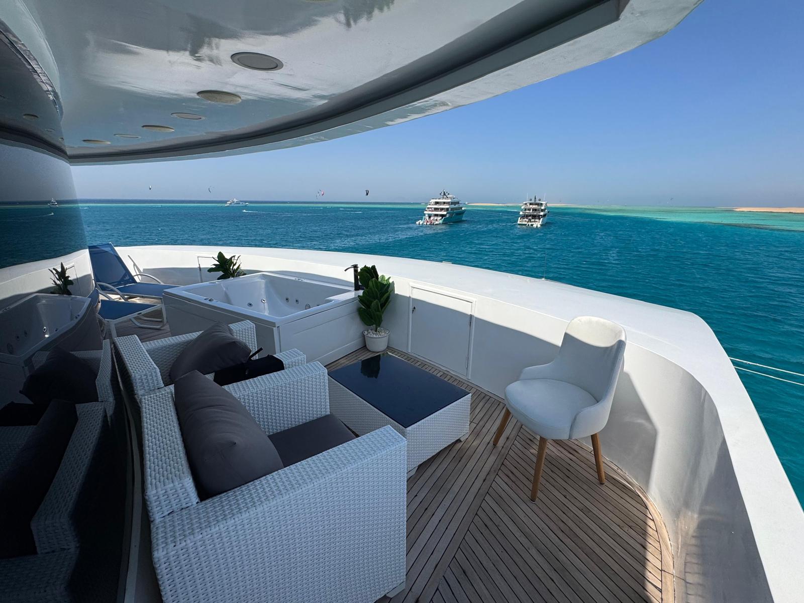 Penthouse D private terrace